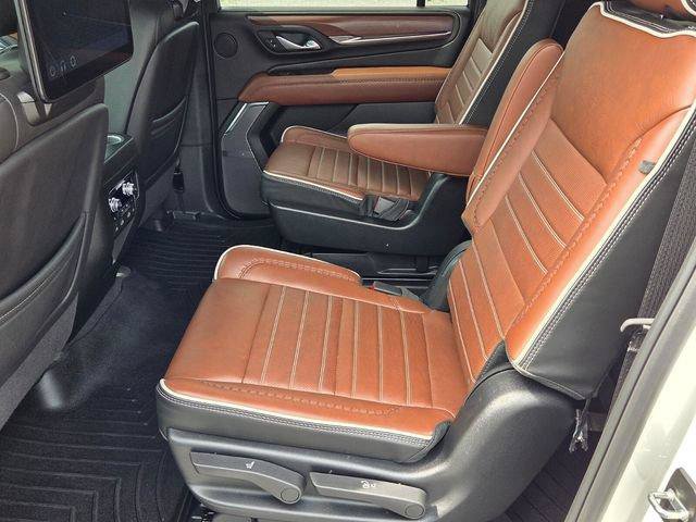 Certified 2024 GMC Yukon XL Denali Ultimate AWD/4WD image 12