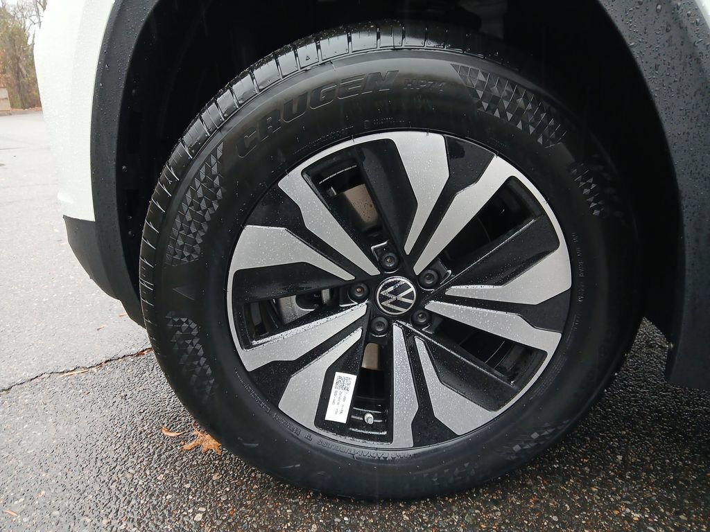 New 2026 Volkswagen Atlas SE FWD image 25