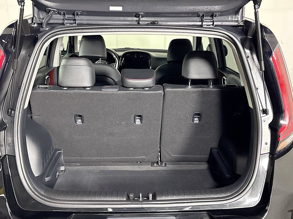 Certified 2023 Kia Soul GT-Line FWD image 23