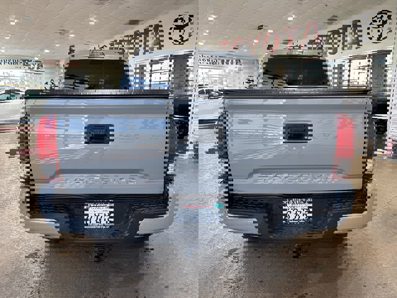 Certified 2019 Toyota Tacoma TRD Off-Road w/ Technology Package image 9