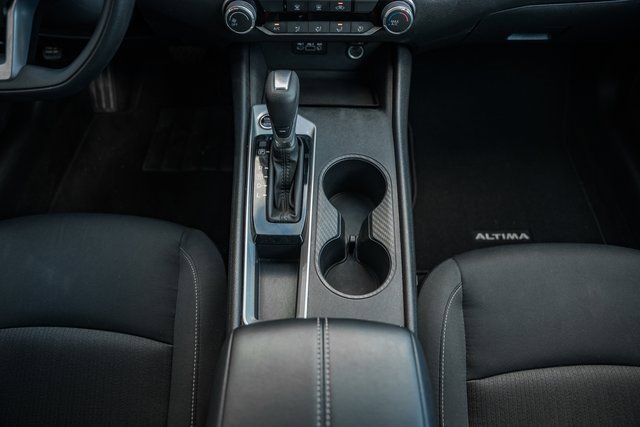 Used 2025 Nissan Altima 2.5 SV image 27