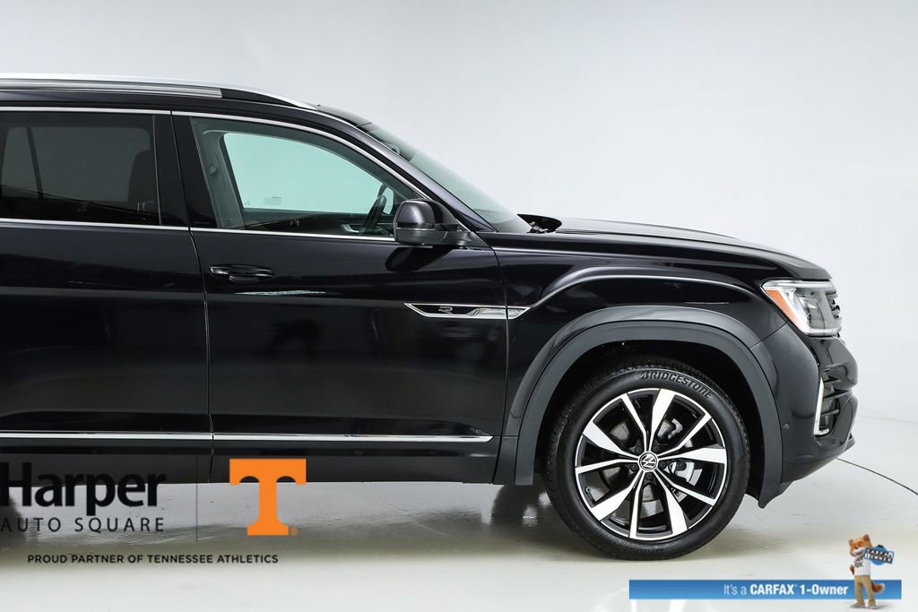 Used 2025 Volkswagen Atlas SEL Premium R-Line AWD/4WD image 12