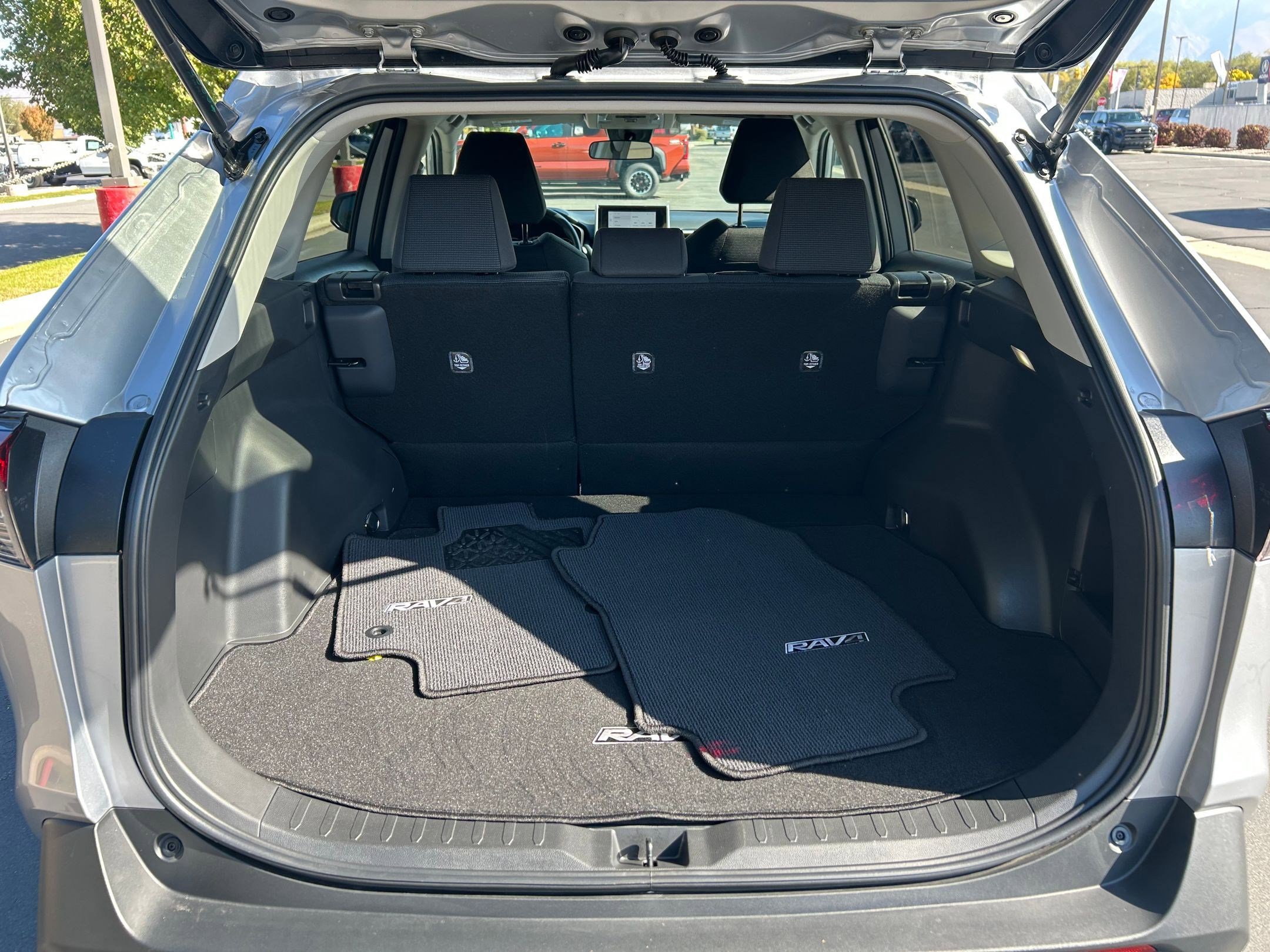 Certified 2024 Toyota RAV4 LE image 24