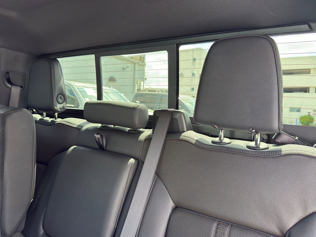 Used 2026 Chevrolet Silverado 1500 High Country w/ Technology Package image 33