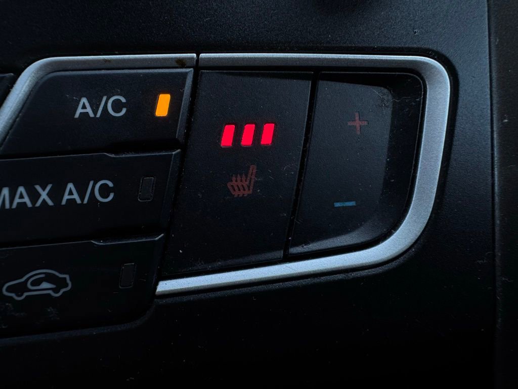 Used 2018 Ford Fusion SE w/ Fusion SE Technology Package image 32