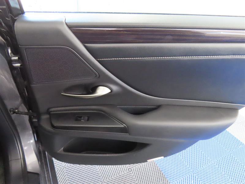 Used 2020 Lexus ES 350 w/ Premium Package FWD image 33