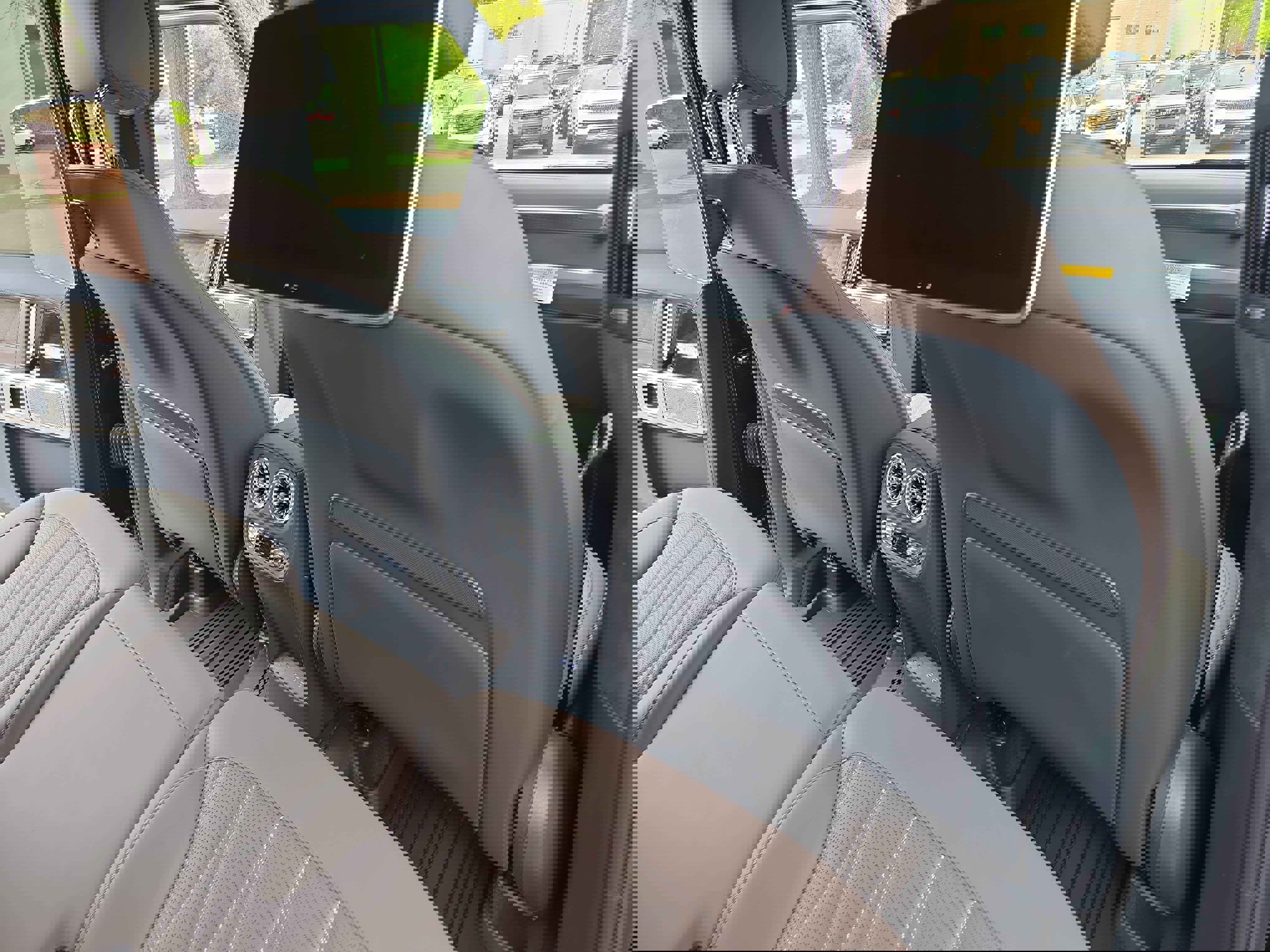 Used 2026 Mercedes-Benz G 63 AMG 4MATIC image 11