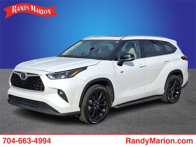 Used 2023 Toyota Highlander XLE