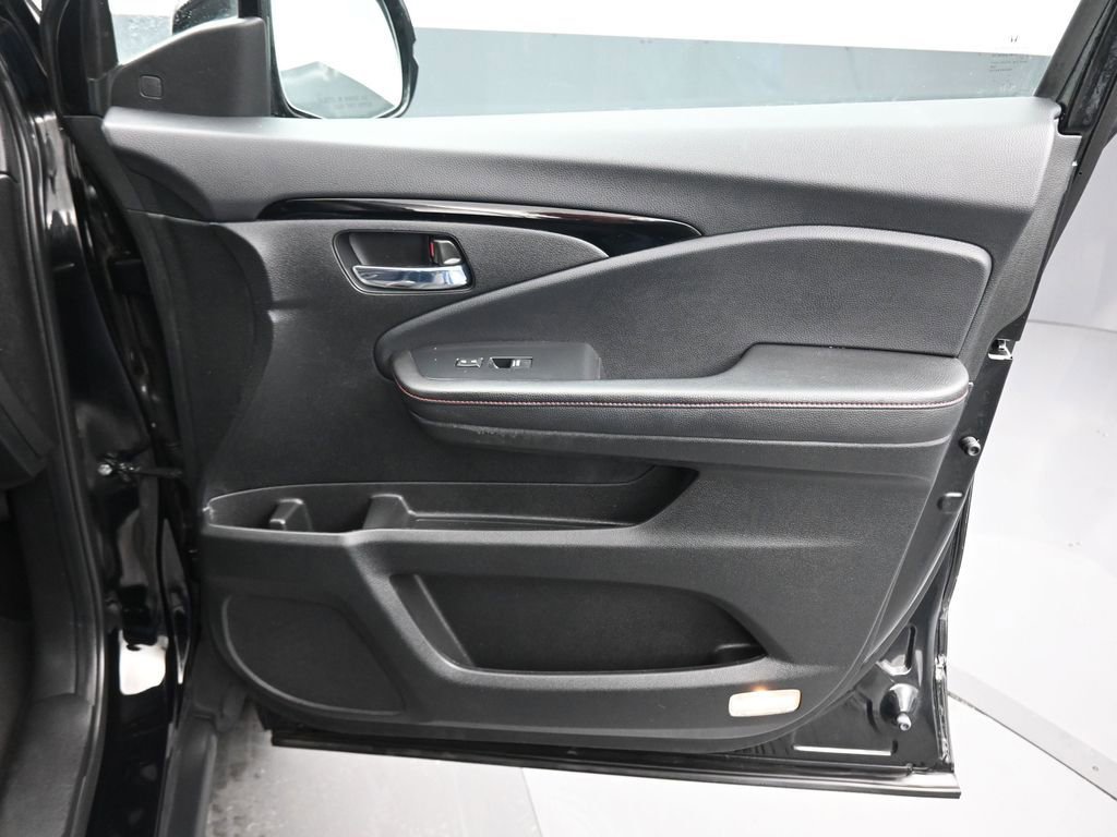 Used 2021 Honda Ridgeline Black Edition image 42