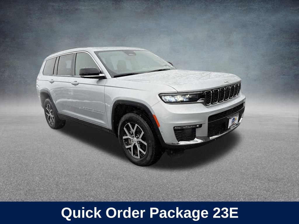 Used 2024 Jeep Grand Cherokee L Limited w/ Luxury Tech Group II image 9