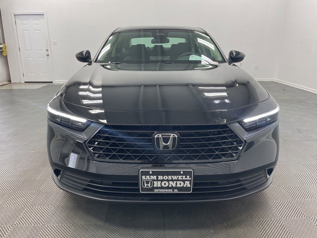 Used 2025 Honda Accord SE image 4