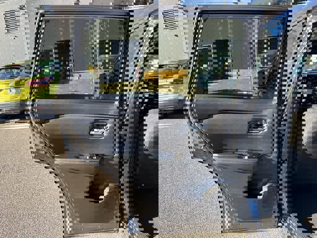 New 2026 Nissan Rogue SV image 23