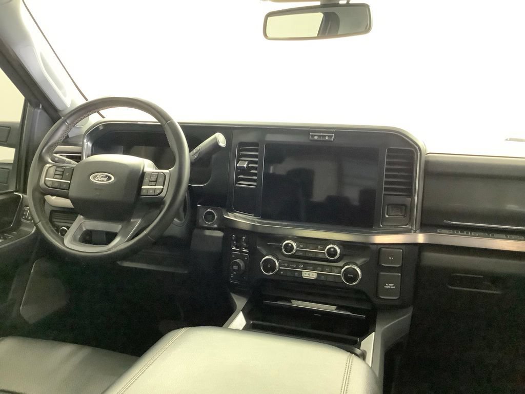 Used 2025 Ford F250 Lariat w/ FX4 Off-Road Package AWD/4WD image 39