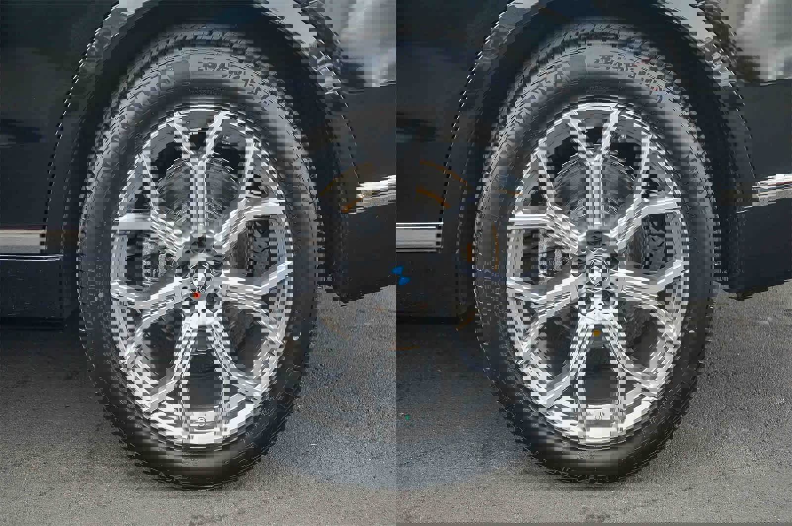 Used 2023 BMW X7 xDrive40i image 10