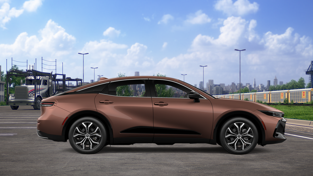 New 2027 Toyota Crown AWD/4WD image 12