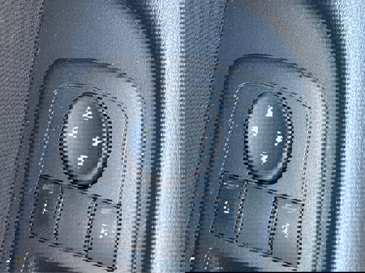 Used 2022 Dodge Challenger GT image 29