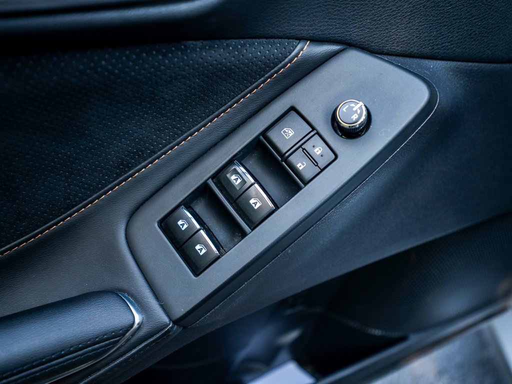 Used 2019 Toyota Avalon XSE image 16