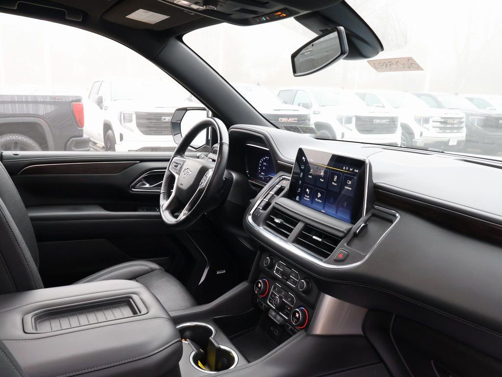 Certified 2022 Chevrolet Tahoe Z71 w/ Luxury Package image 46