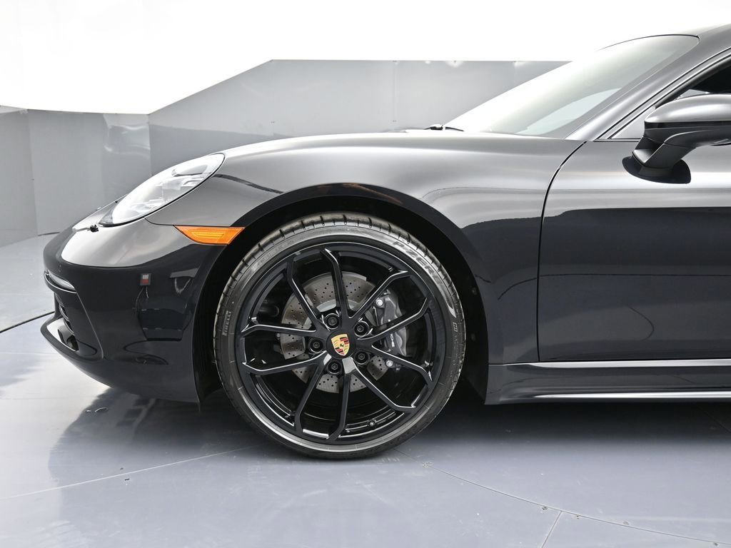 New 2025 Porsche 718 Cayman RWD image 15