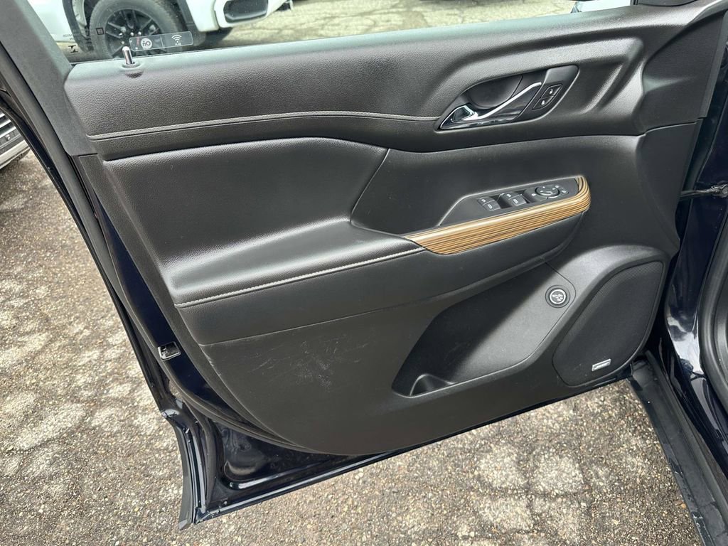 Certified 2021 GMC Acadia SLE w/ Driver Convenience Package image 19