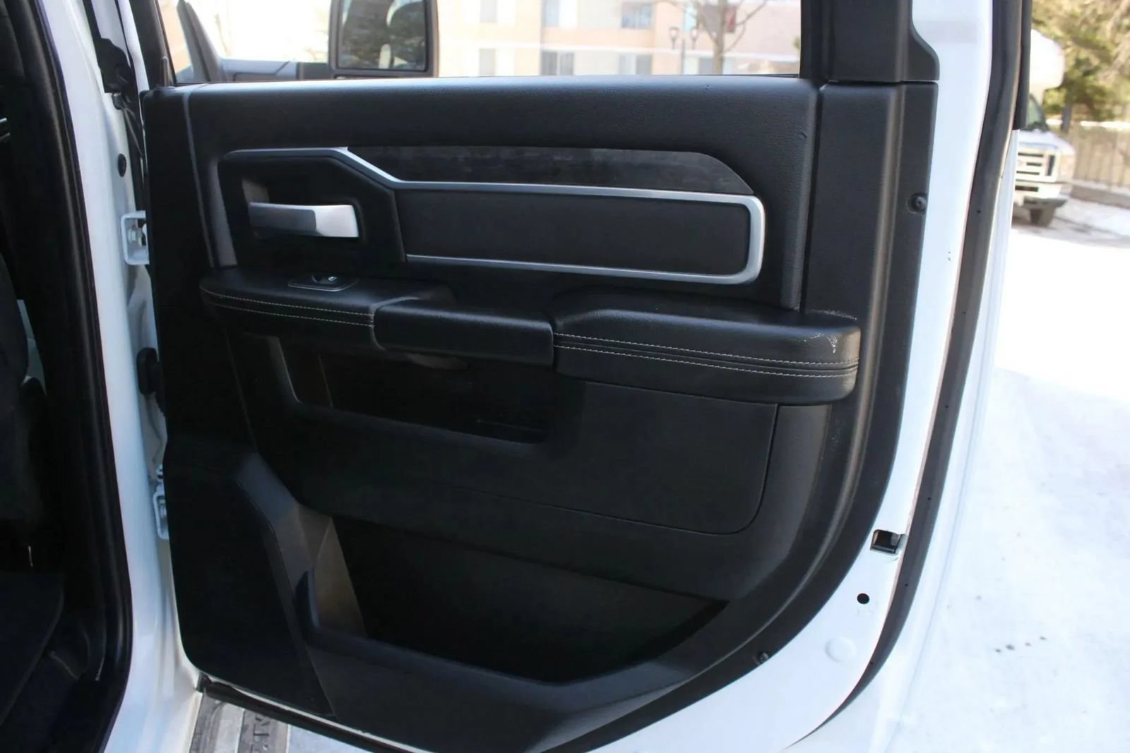 Used 2024 RAM 2500 Big Horn AWD/4WD image 21