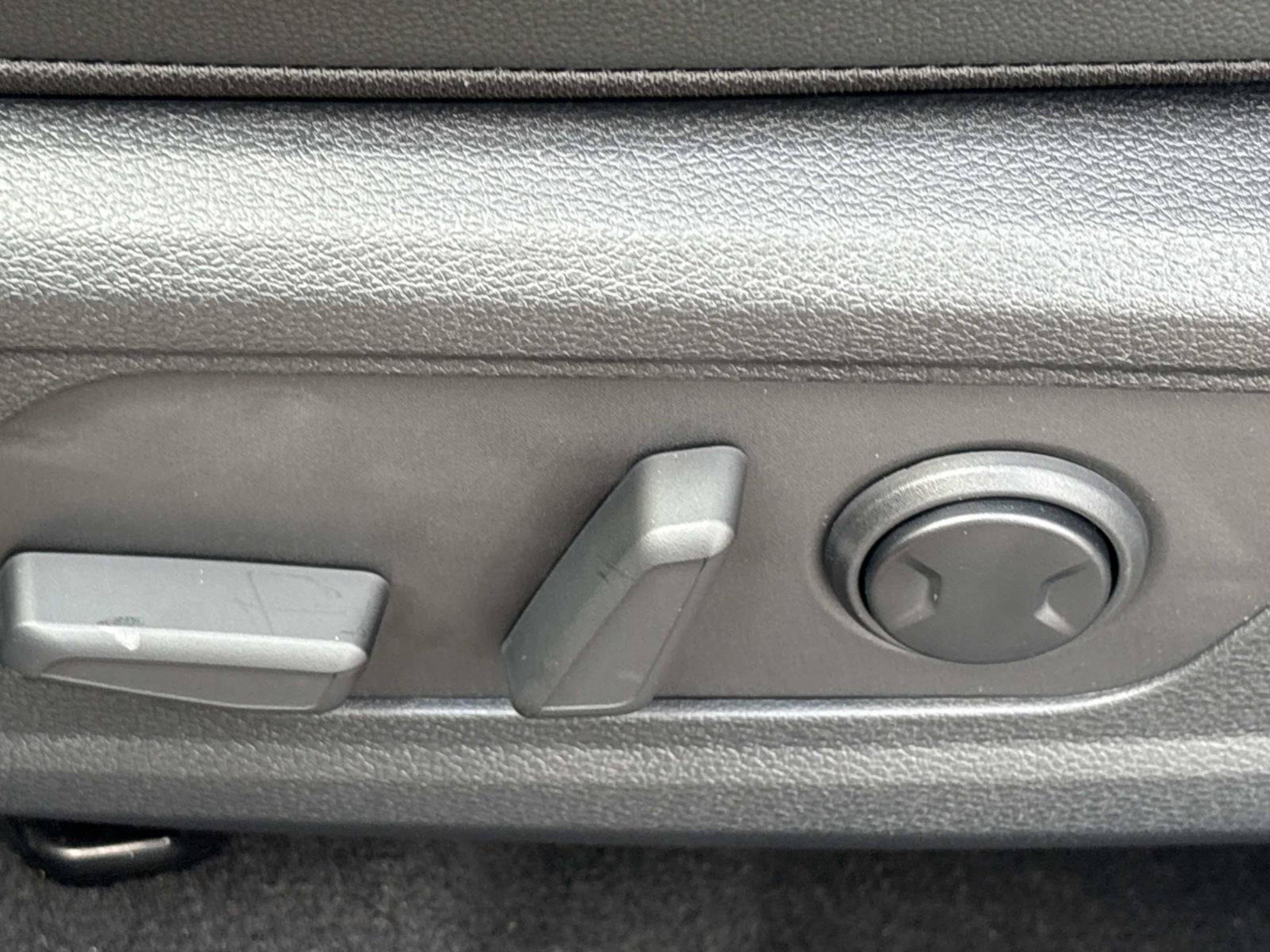 New 2027 Kia Sportage SX FWD image 21