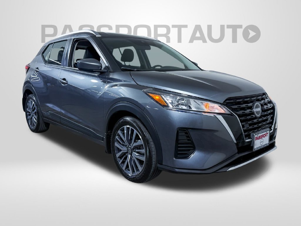 Certified 2024 Nissan Kicks SV FWD image 3
