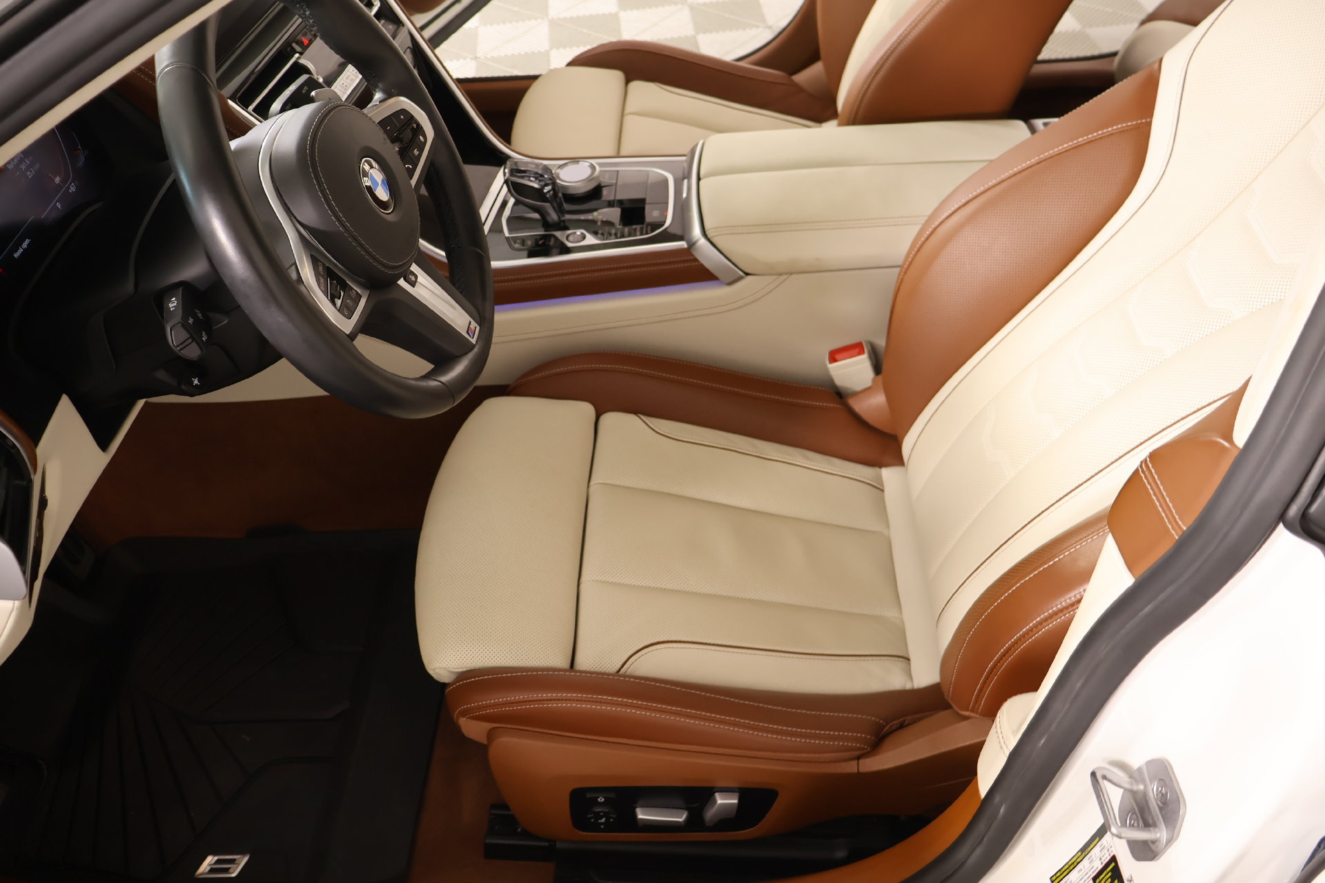 Used 2022 BMW 840i Gran Coupe w/ Driving Assistance Package RWD image 12