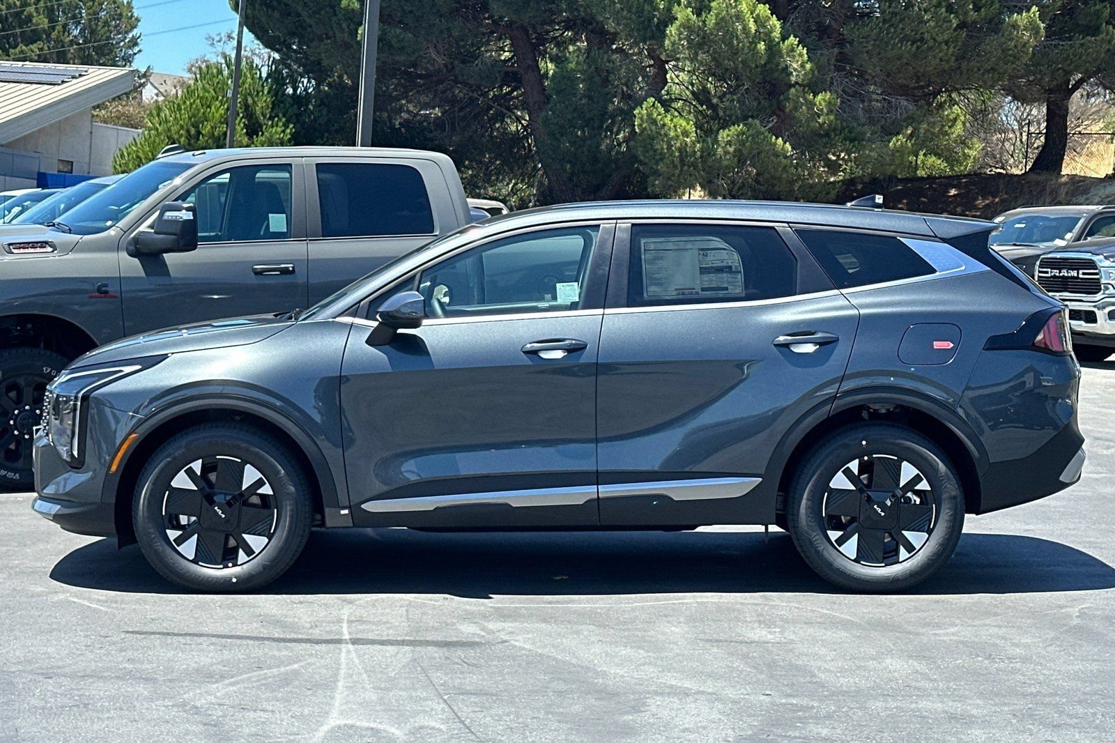 New 2026 Kia Sportage LX FWD image 7