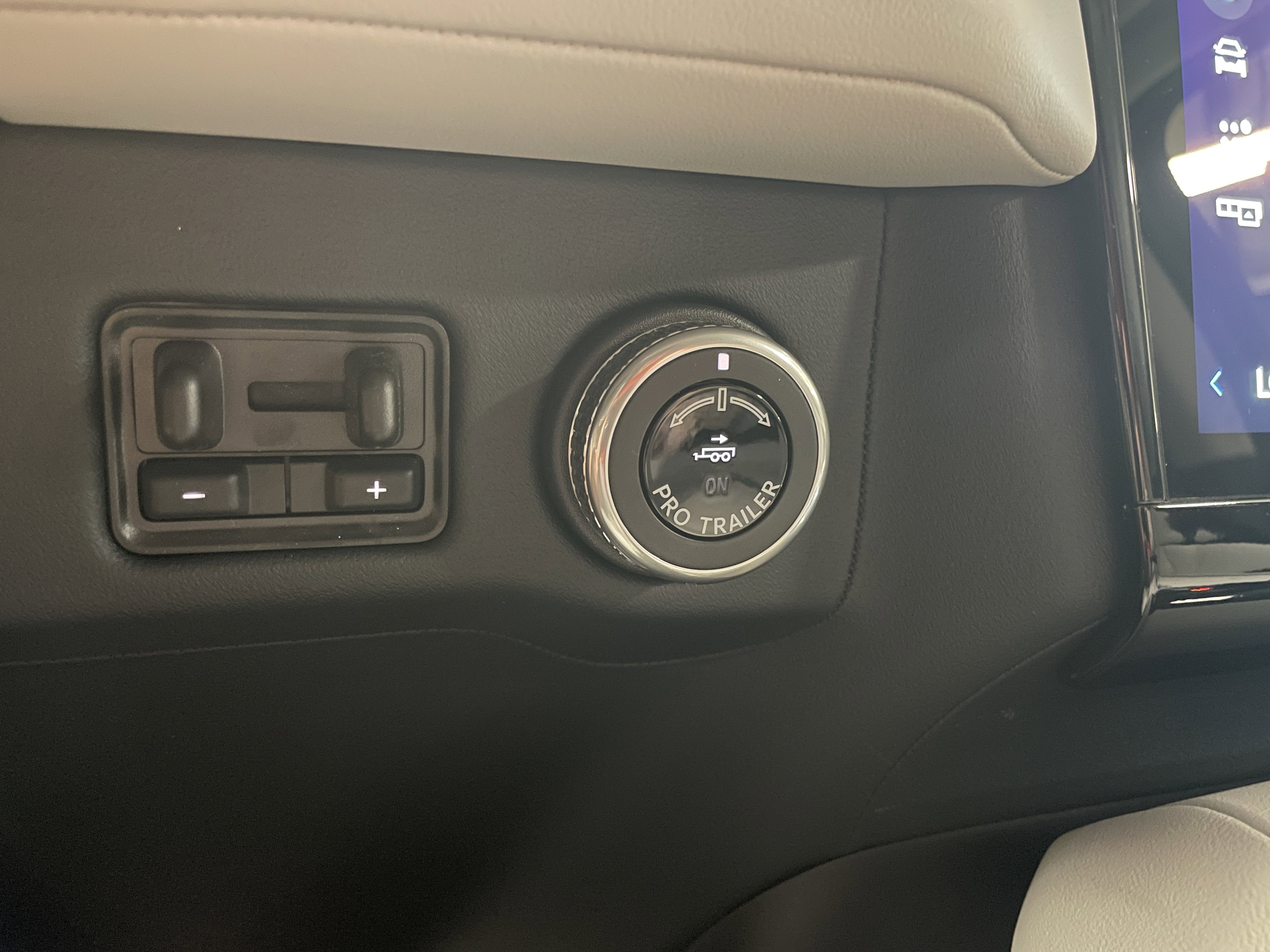 New 2025 Lincoln Navigator Reserve image 22