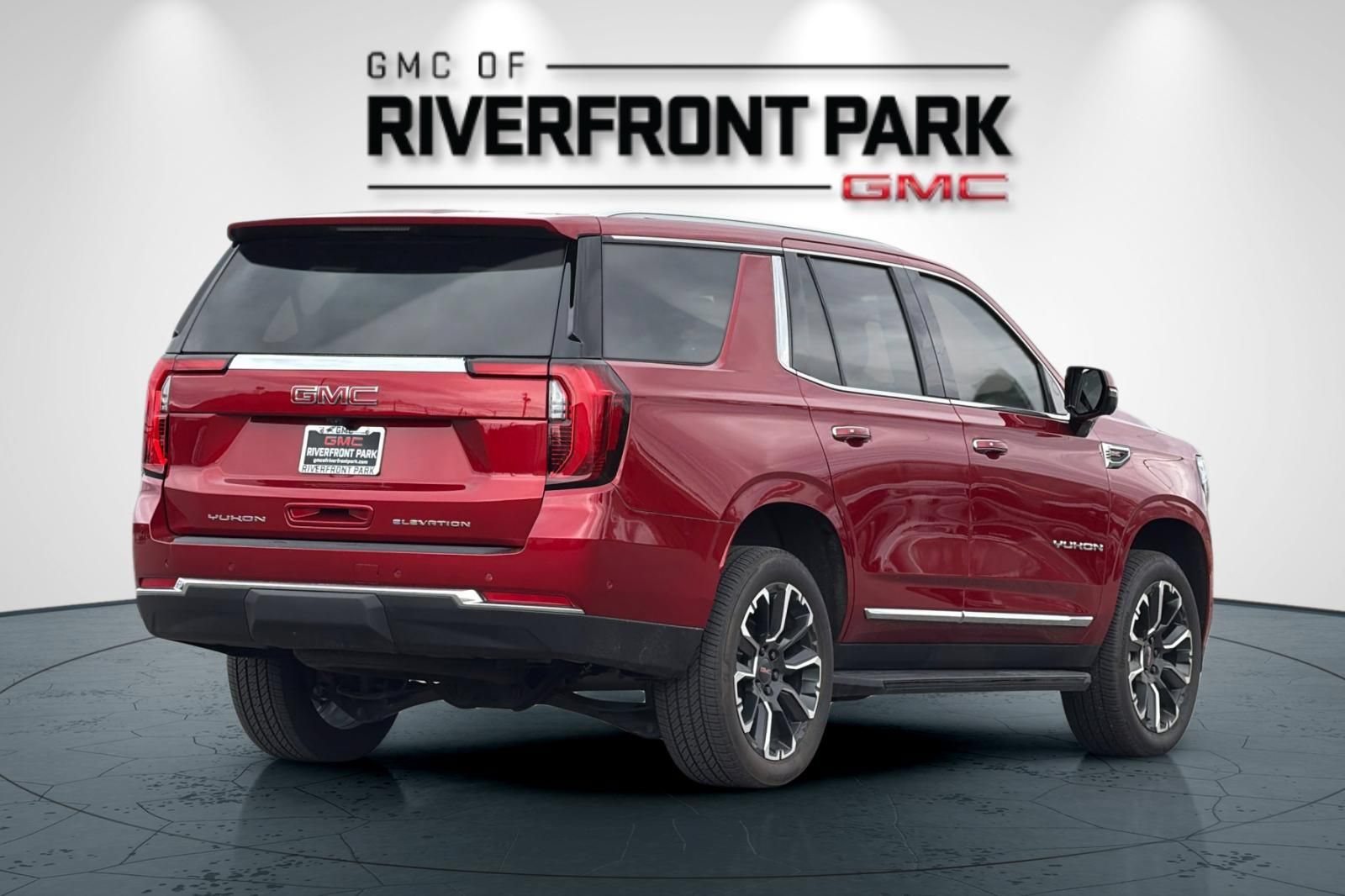 New 2026 GMC Yukon Elevation AWD/4WD image 3
