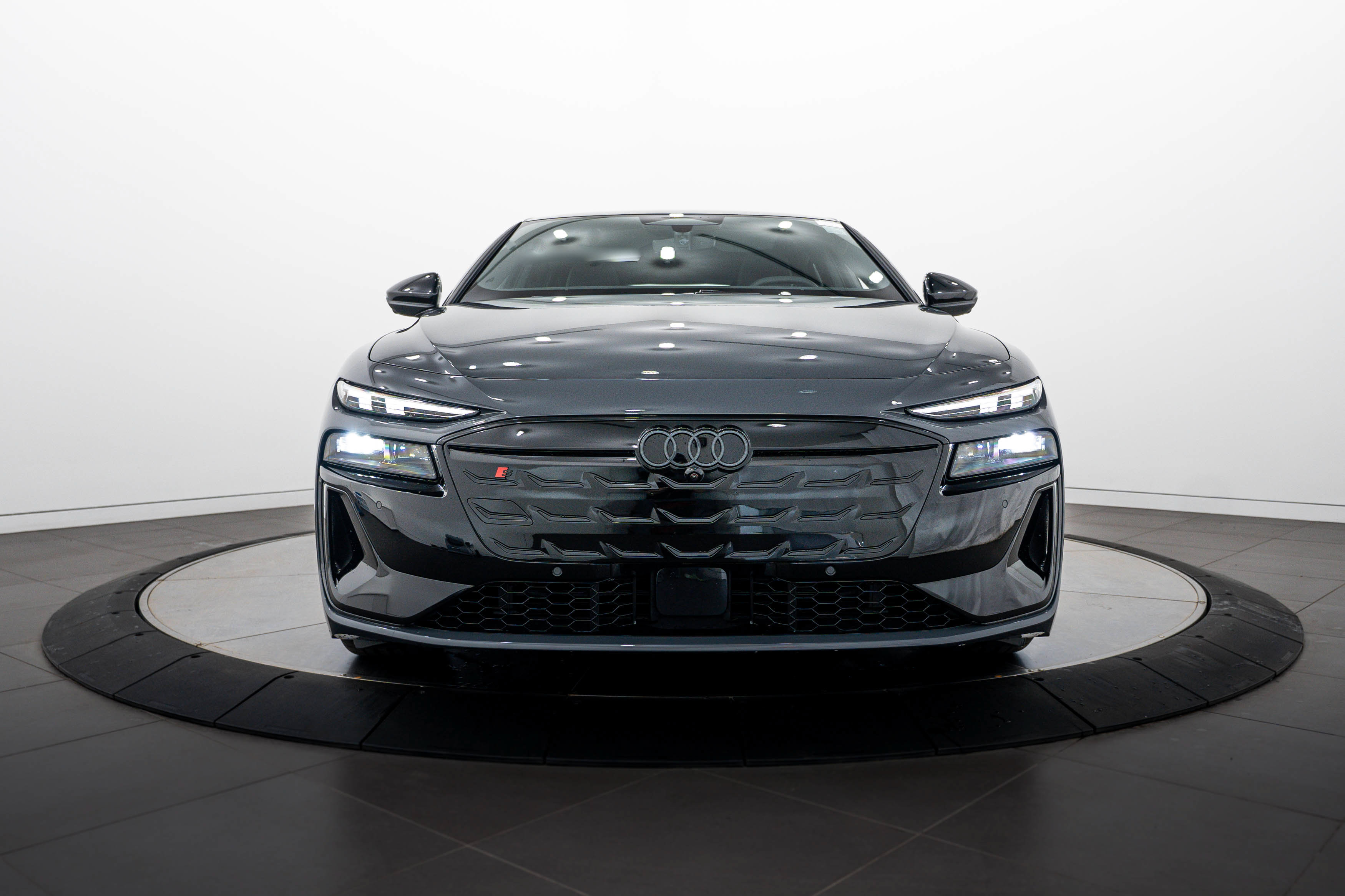 New 2027 Audi S6 e-tron Prestige AWD/4WD image 23