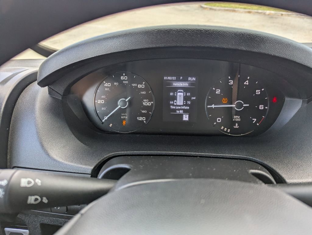 Used 2025 RAM ProMaster 2500 w/ Convenience Group image 14