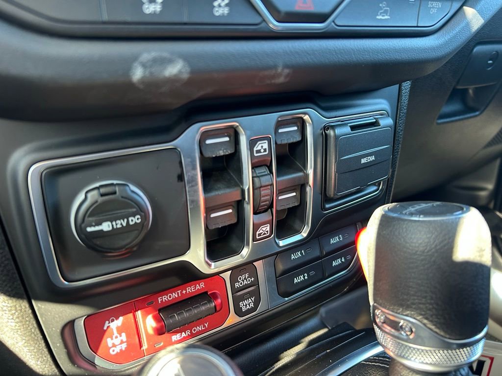 New 2026 Jeep Gladiator Rubicon w/ Steel Power Dome Hood Package image 21