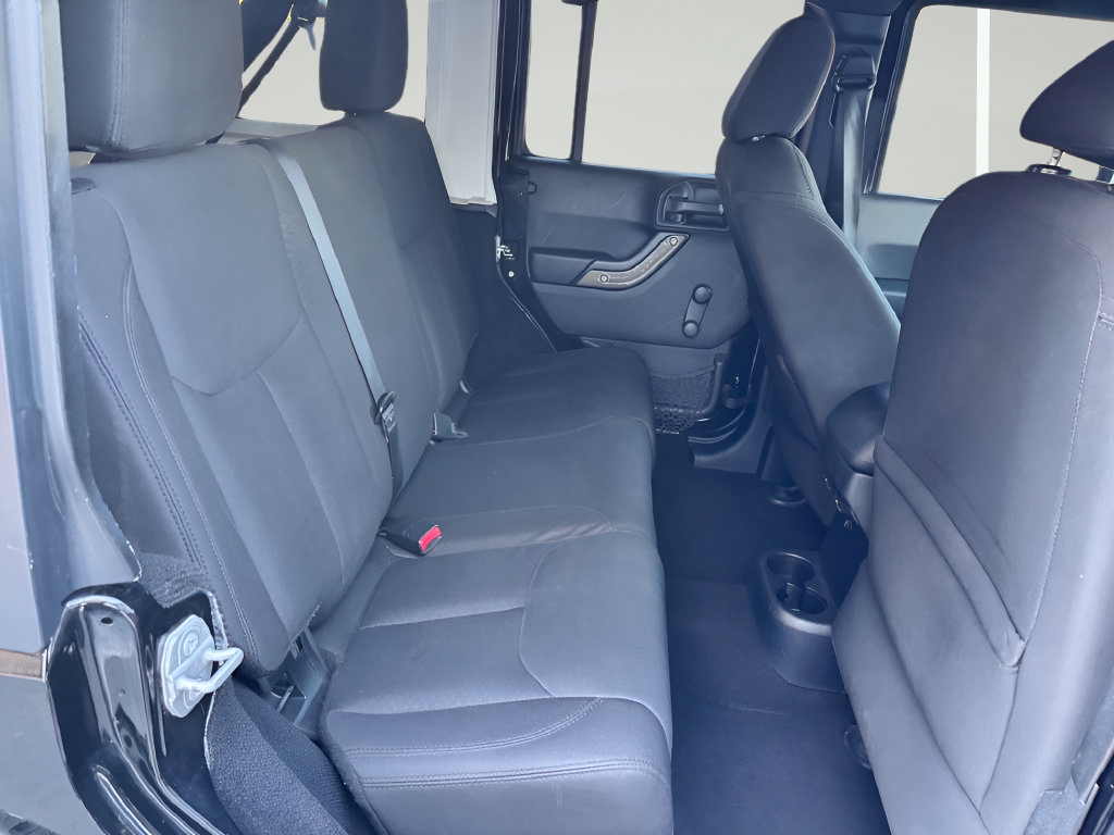 Used 2015 Jeep Wrangler Unlimited Sport w/ Max Tow Package AWD/4WD image 30