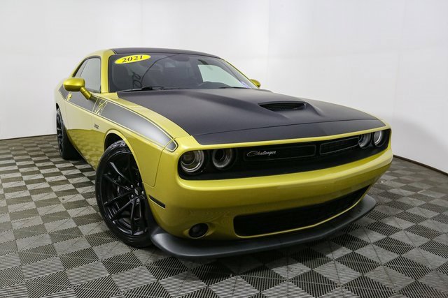 Used 2021 Dodge Challenger R/T Scat Pack w/ T/A Package image 3