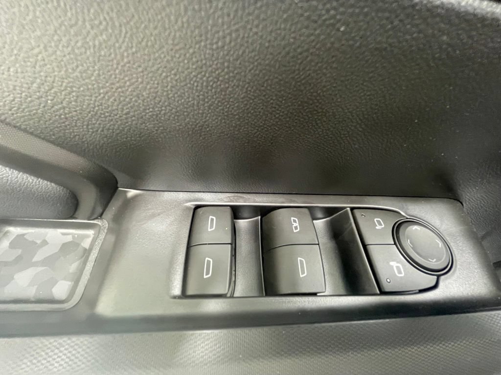 New 2026 GMC Canyon Elevation AWD/4WD image 12