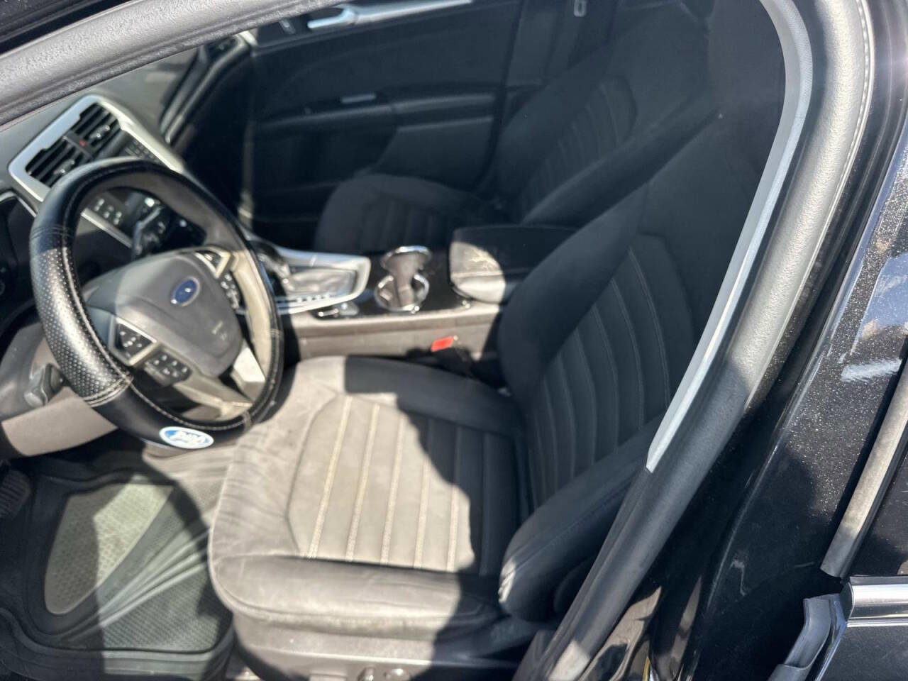 Used 2014 Ford Fusion SE image 12