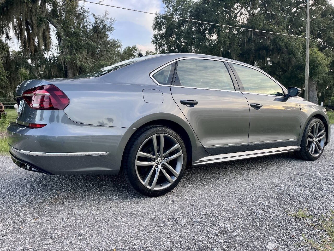 Used 2019 Volkswagen Passat 2.0T SE R-Line FWD image 11