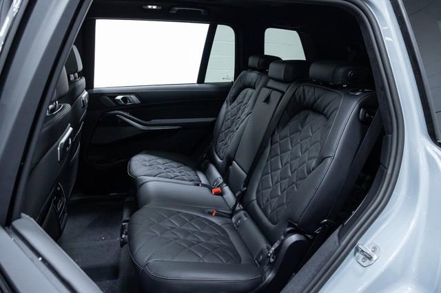 New 2026 BMW X7 xDrive40i w/ M Sport Package image 25