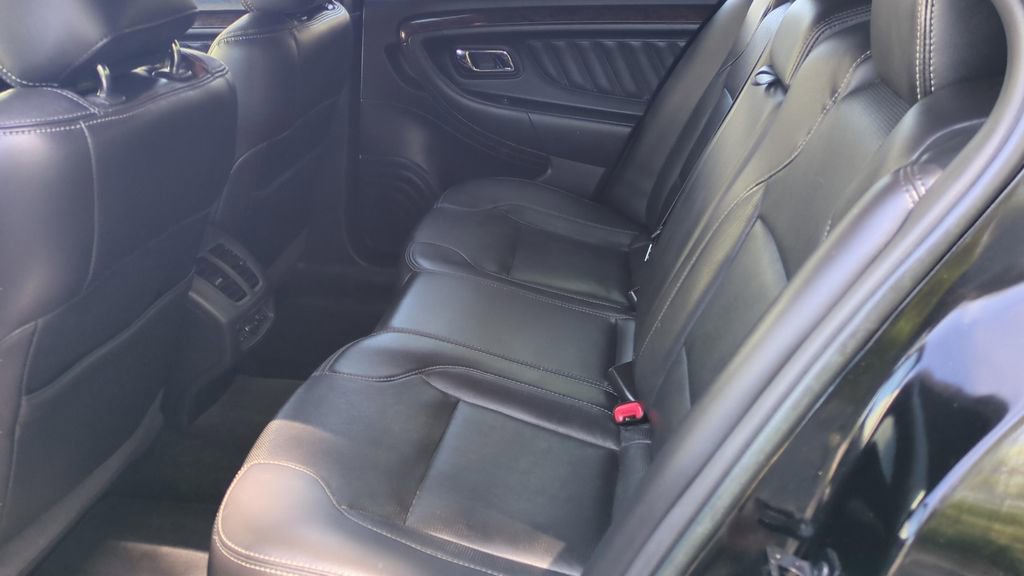 Used 2014 Ford Taurus Limited w/ Equipment Group 301A image 10