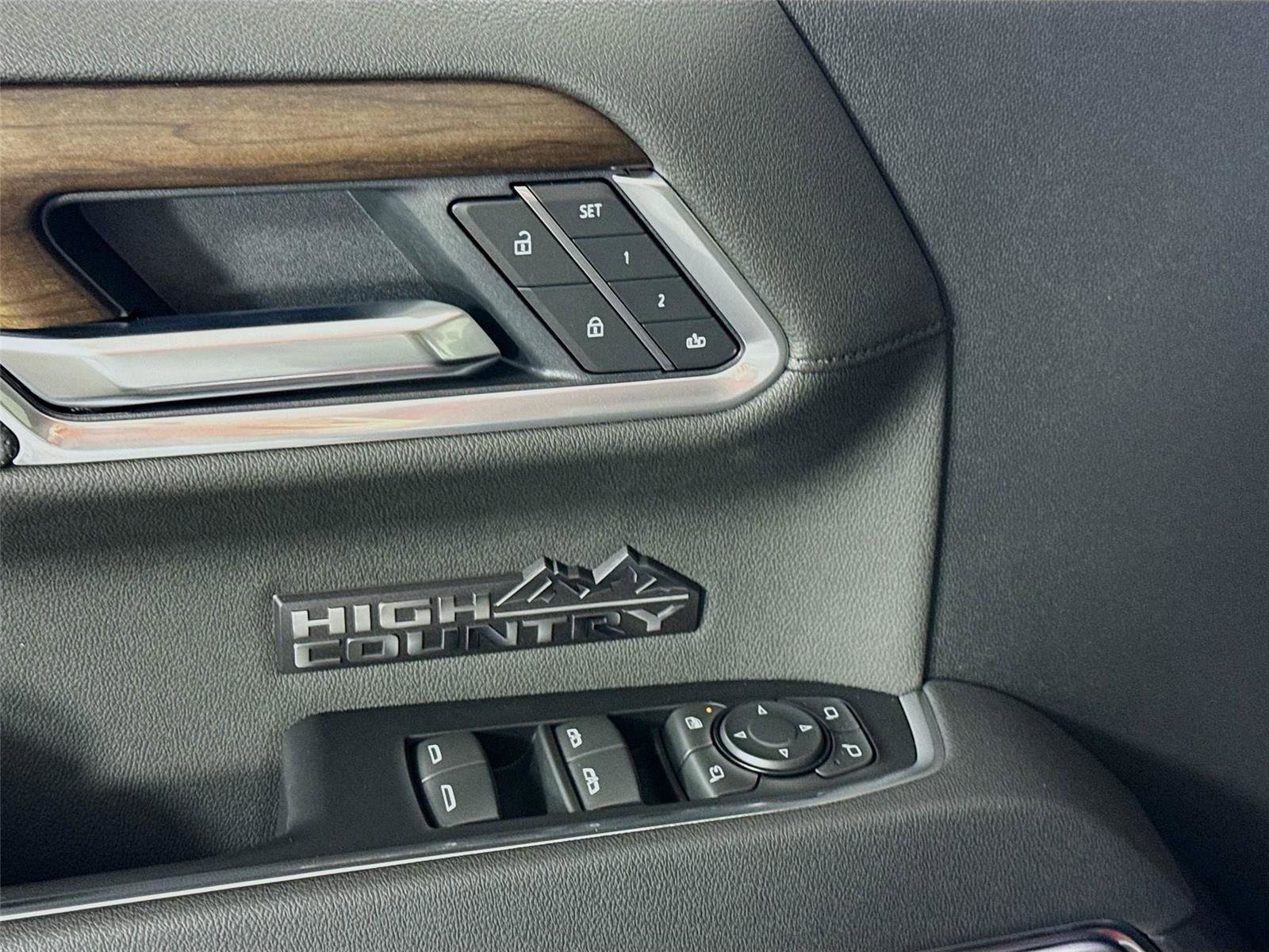 New 2026 Chevrolet Silverado 1500 High Country w/ High Country Premium Package image 13