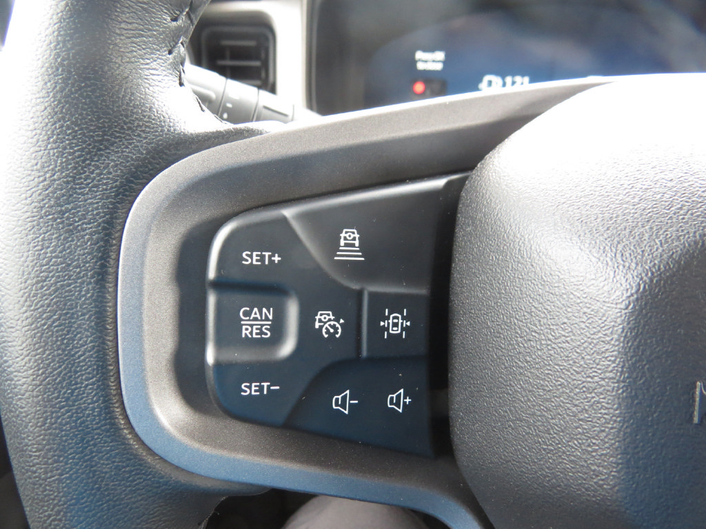 Used 2025 Ford Bronco Outer Banks w/ Sasquatch Package AWD/4WD image 19