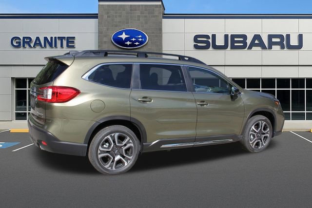 New 2025 Subaru Ascent Limited image 8