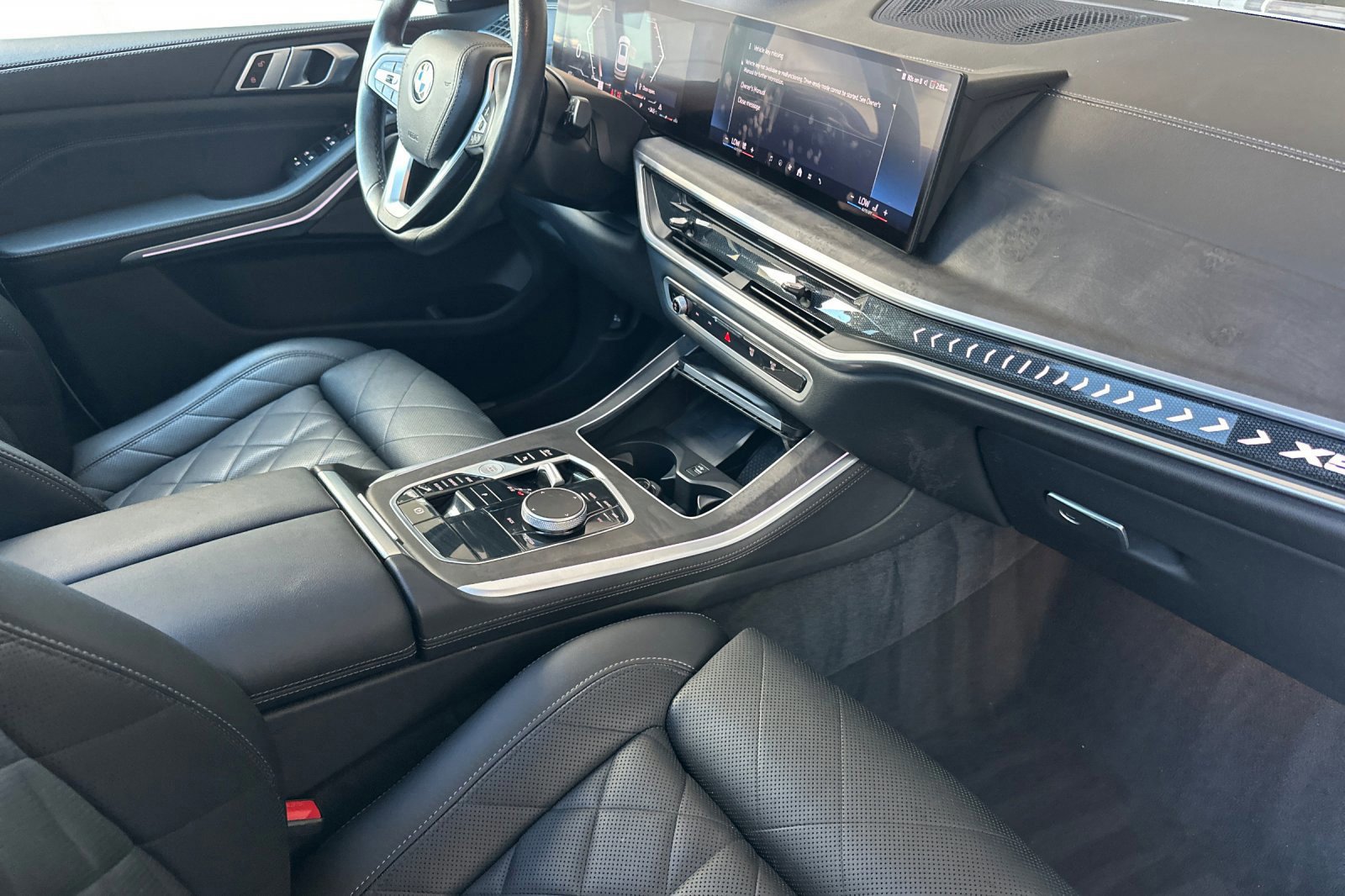 Used 2024 BMW X5 sDrive40i w/ Premium Package image 16