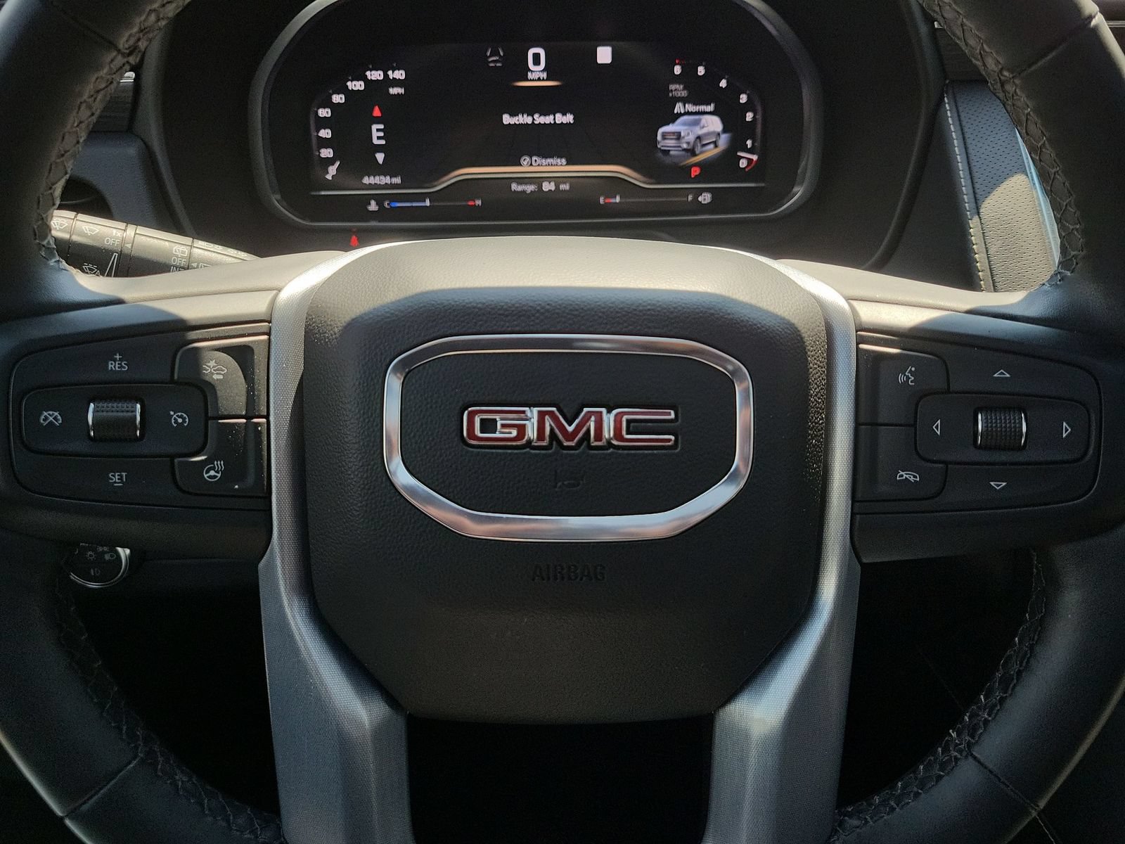 Used 2023 GMC Yukon XL SLT w/ SLT Premium Package RWD image 11