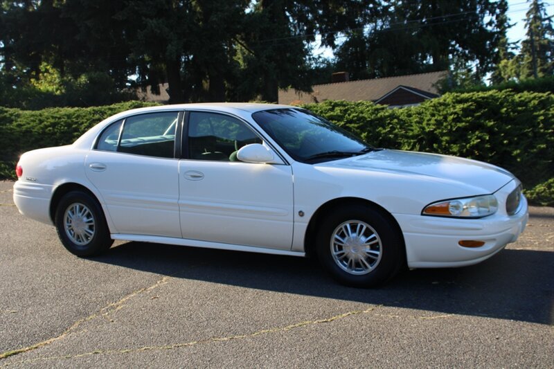 Used 2002 Buick Le Sabre Custom w/ Prestige Pkg FWD image 2