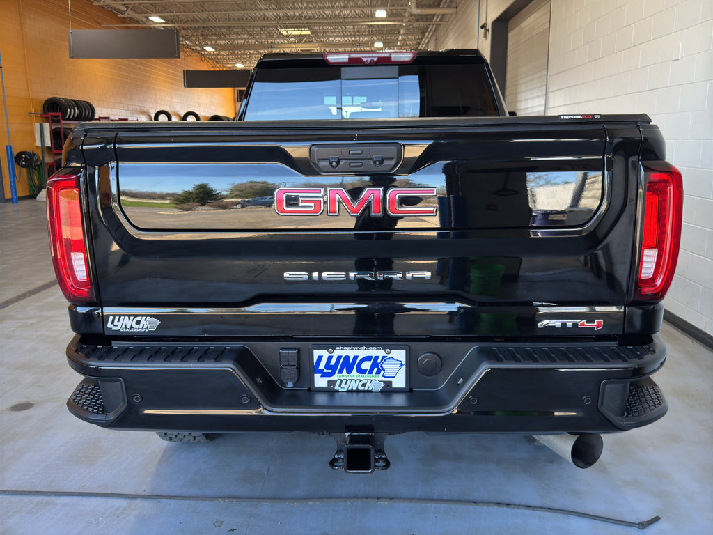 Used 2020 GMC Sierra 2500 AT4 w/ AT4 Premium Package image 4