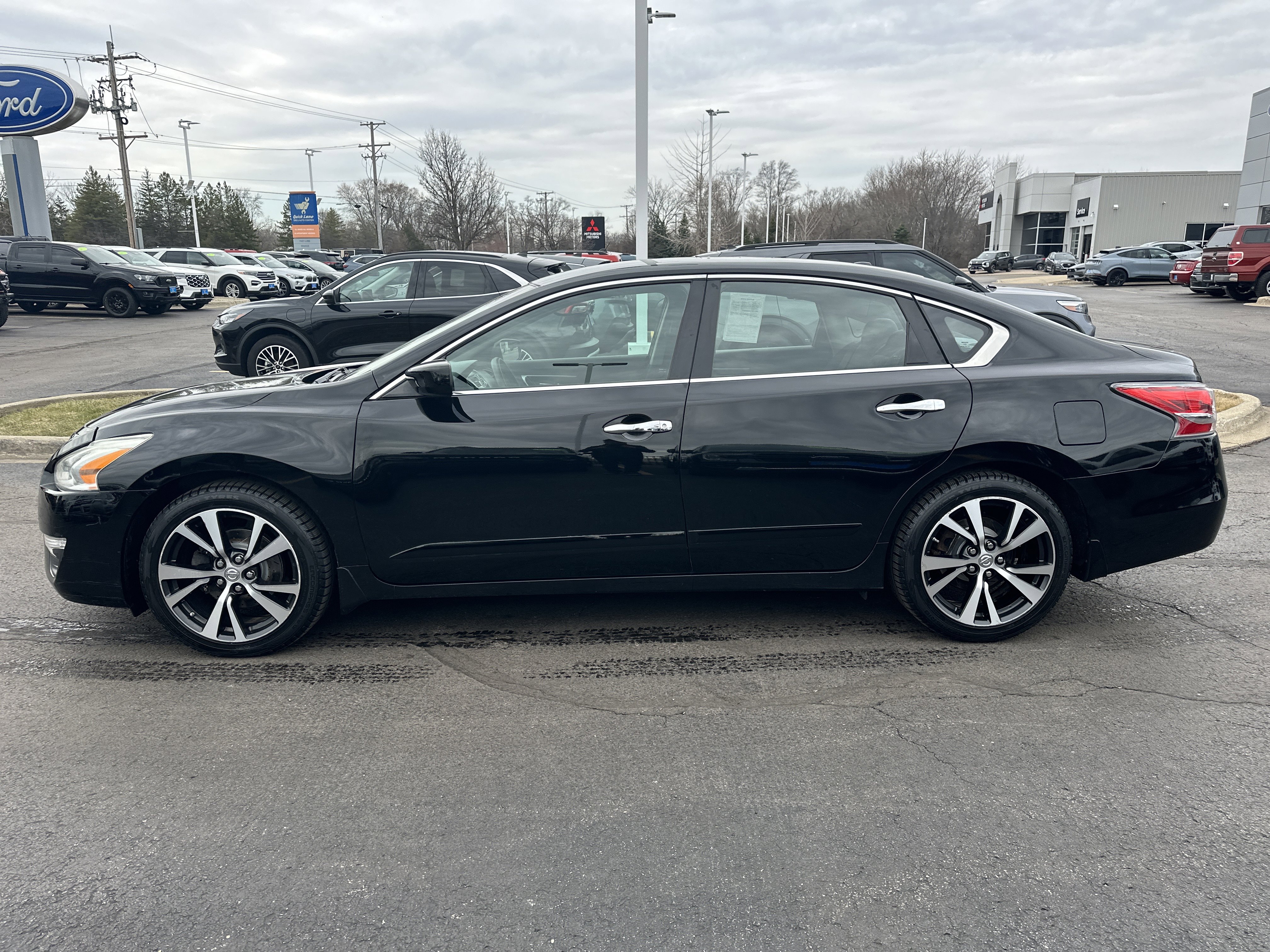 Used 2014 Nissan Altima 2.5 S w/ Display Audio Package image 6