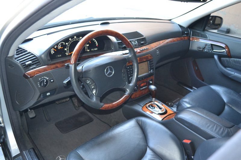 Used 2004 Mercedes-Benz S 500 4MATIC image 17